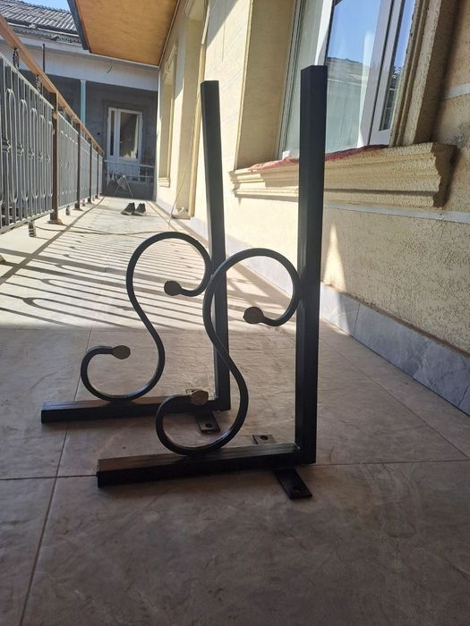 кронштейн для козырька