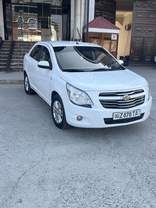 2015 yurgani 157000 kiraska oldi kapot orqa eshikda bor balon yangi 90