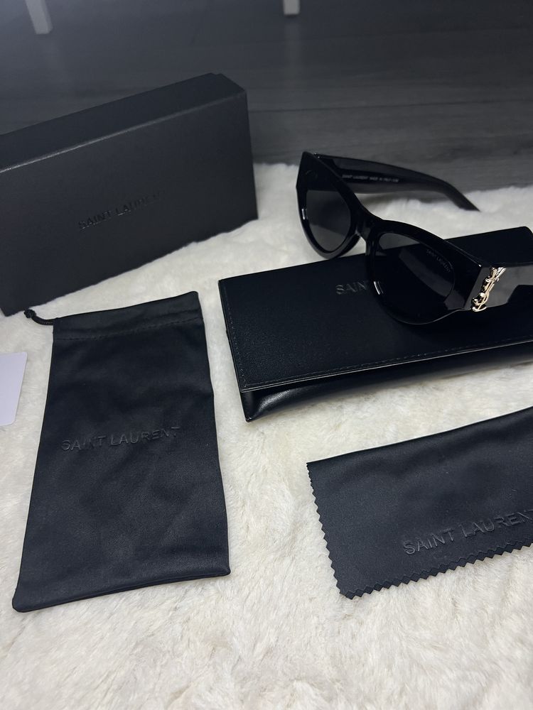 Ochelari soare Yves Saint Laurent