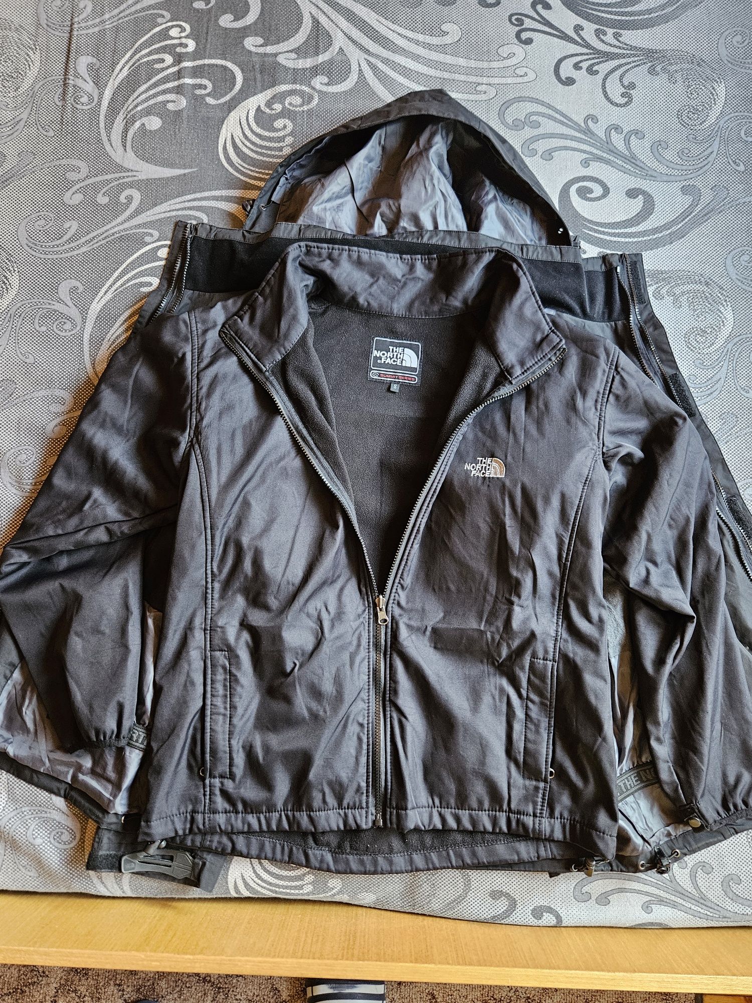 Яке The North Face