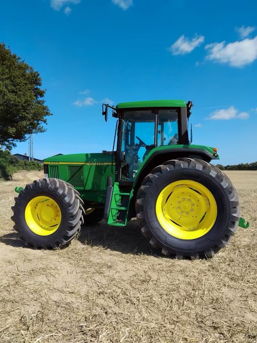 Tractor John deere 6900