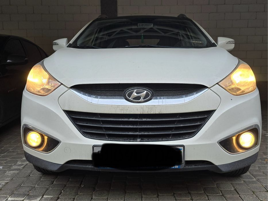 Hyundai Tucson 2011 год