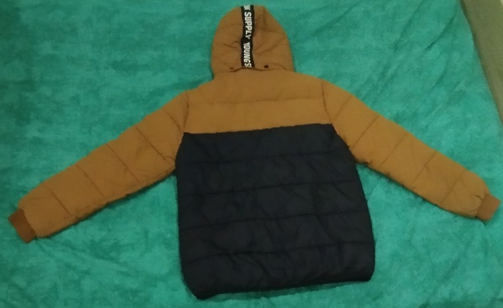 Оригинално яке на H&M