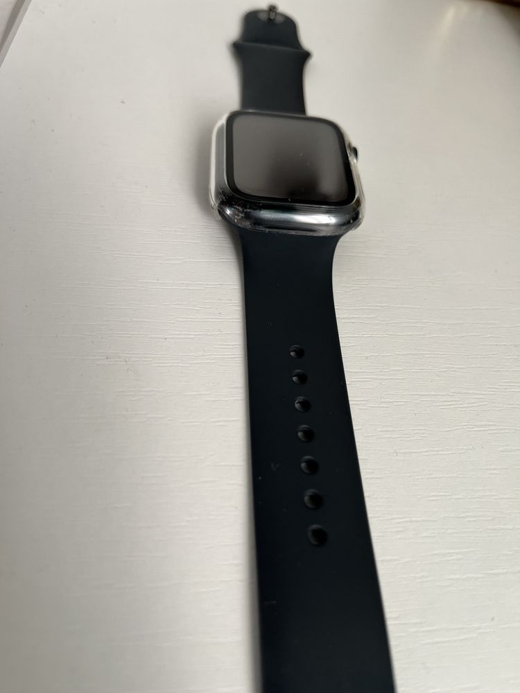 Smartwatch apple SE 44 mm stare noua din luna 12.2023