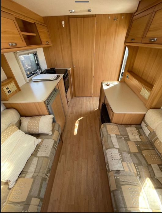 Rulota Avondale Mayfair 470-2  an fabricaţie  2008 inmatriculata Roman