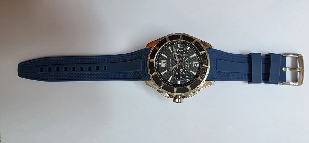 Ceas Gc Guess Collection  vand/schimb