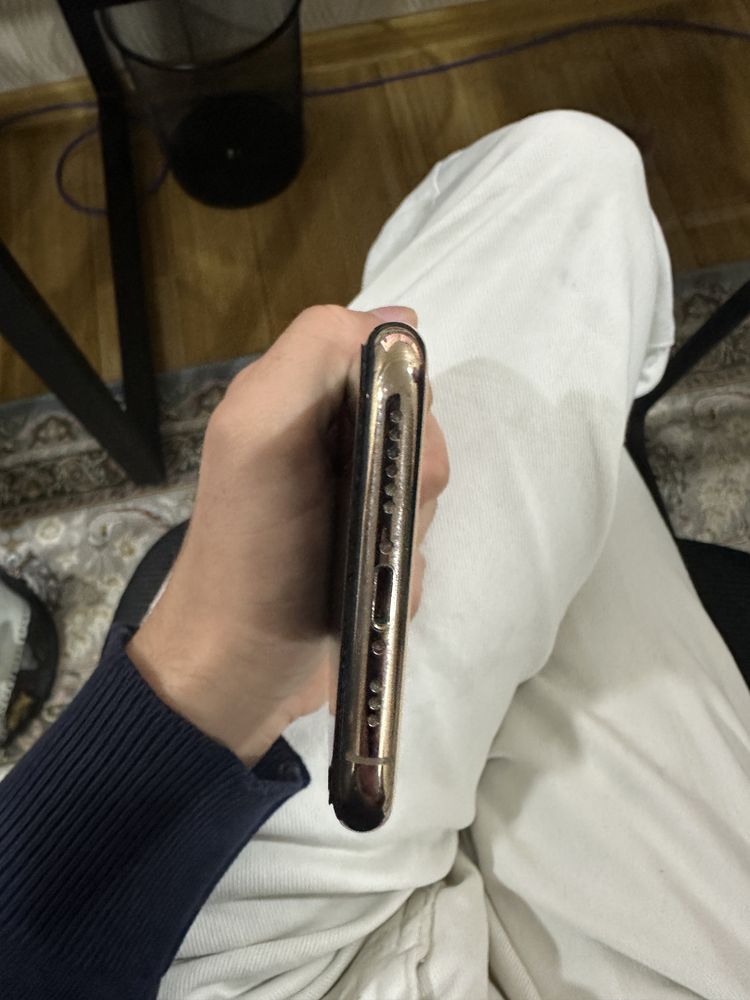 Iphone 11 pro gold