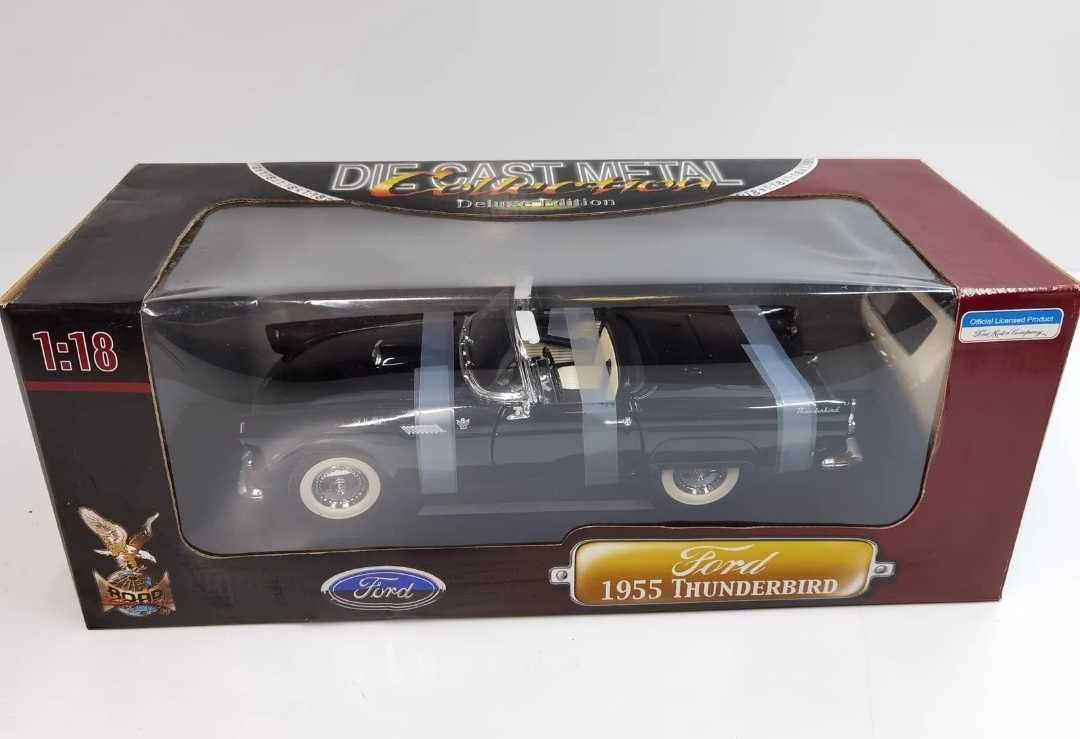 Macheta 1955 Ford Thunderbird 1:18 Road Signature Deluxe Edition