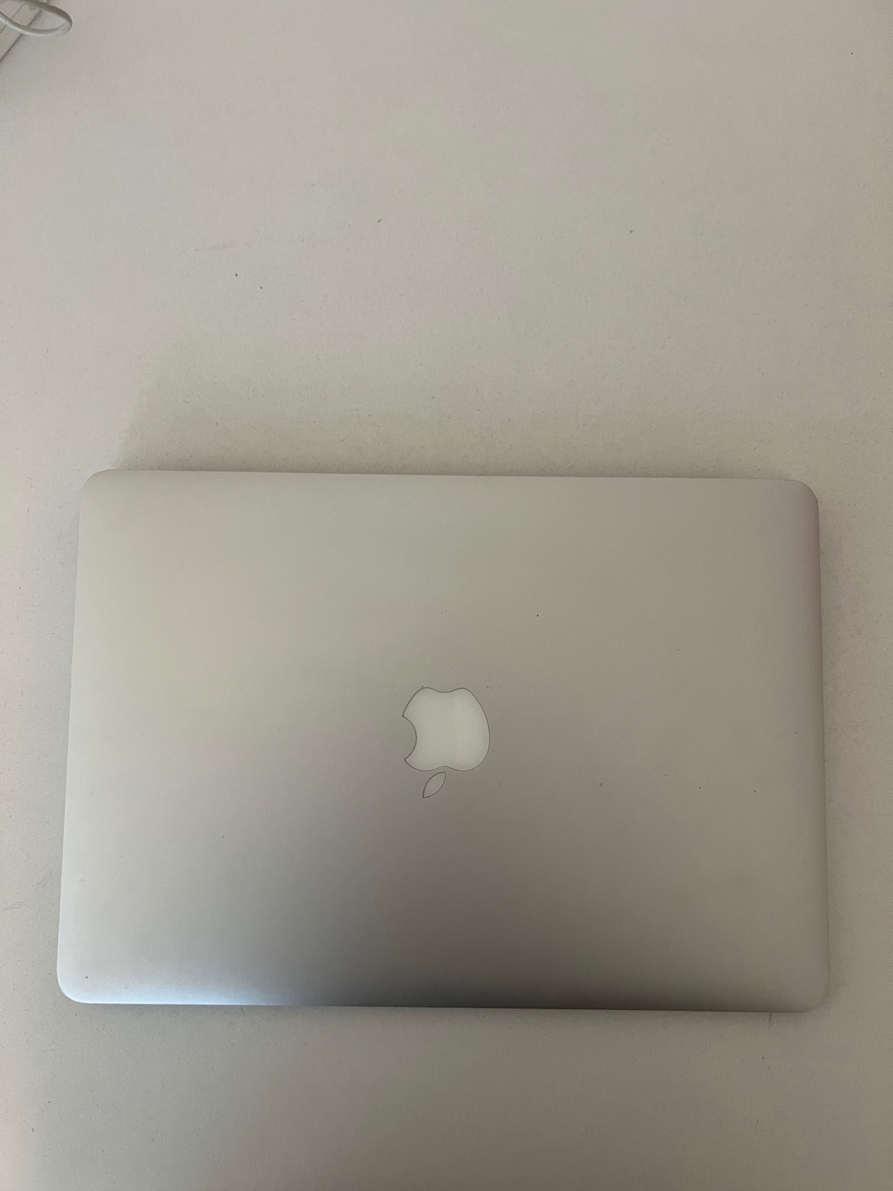 Apple MacBook Air
