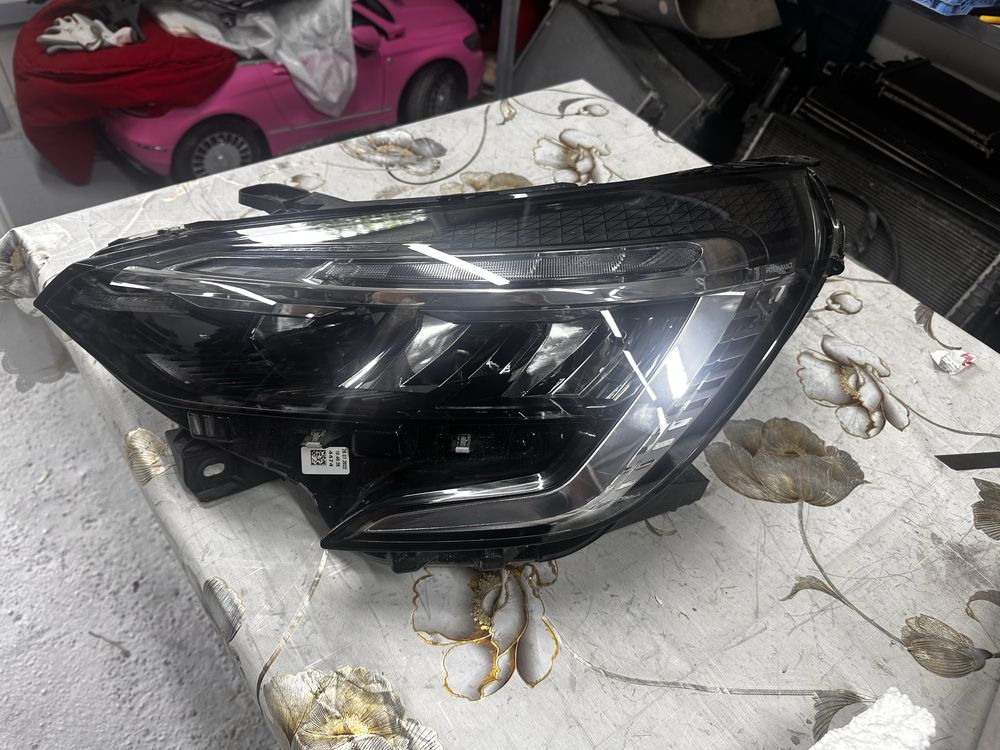Fsr stânga full led renault clio 5.cod:260609987.r.