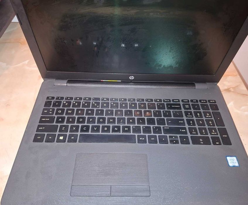 Laptop Hp 3168NGW i3 6006U pentru piese, tastatura defecta