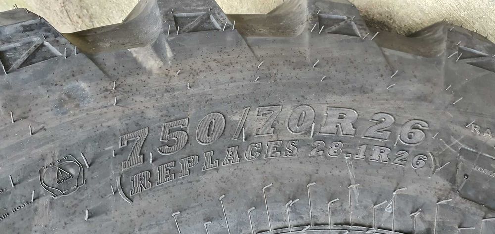 750/70R26 Cauciucuri noi Agricole de combina echivalen 28.1R26 EQZX