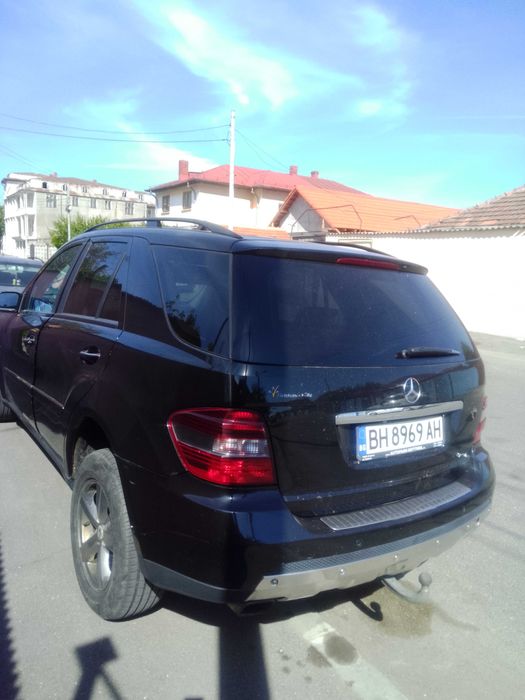 Vând Mercedes ml 320