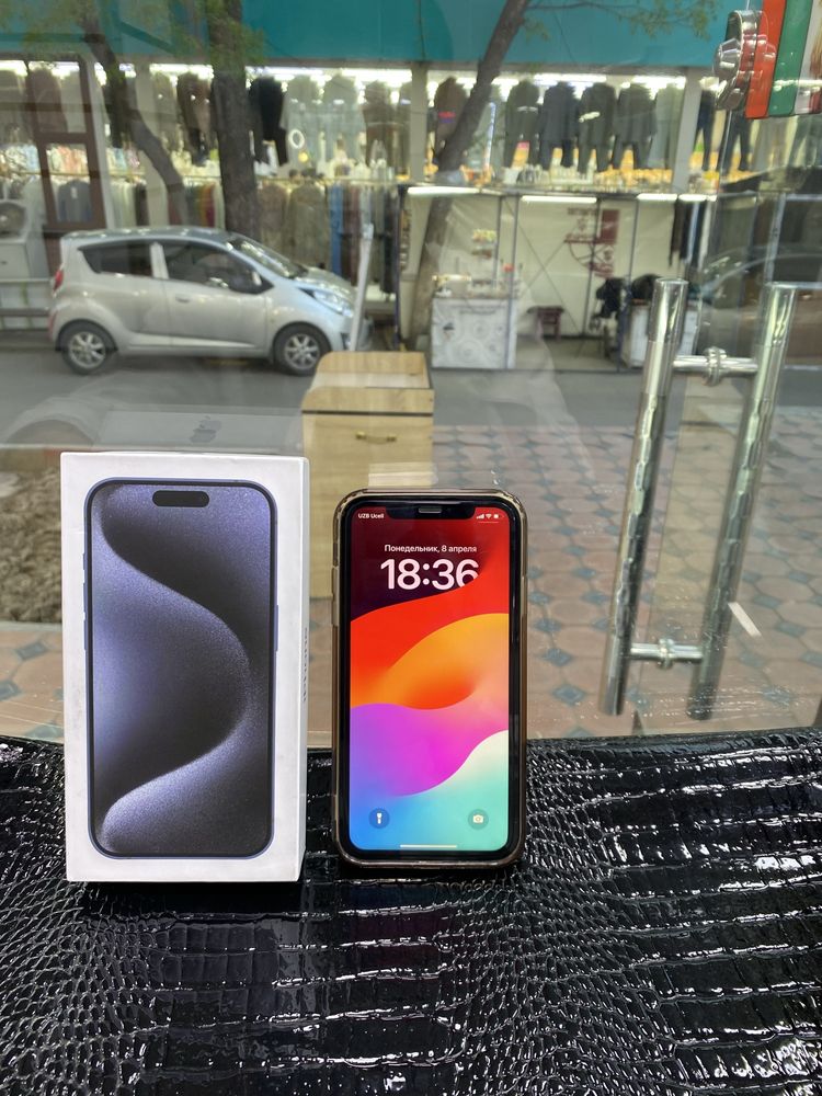 Iphone xr 15 korpus 128 gb