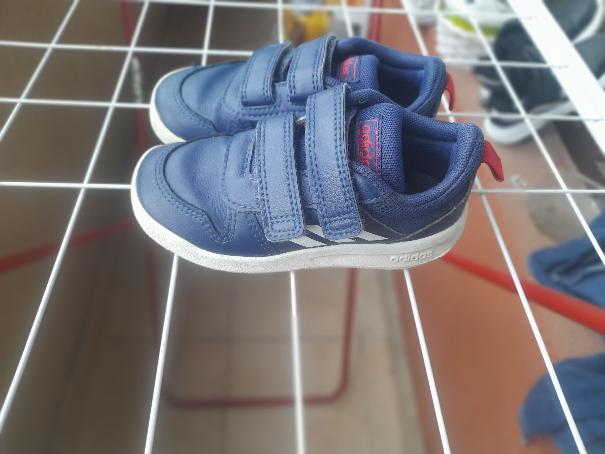 Маратонки Adidas  Размер 24