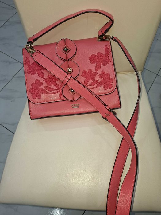 poșetă guess originală