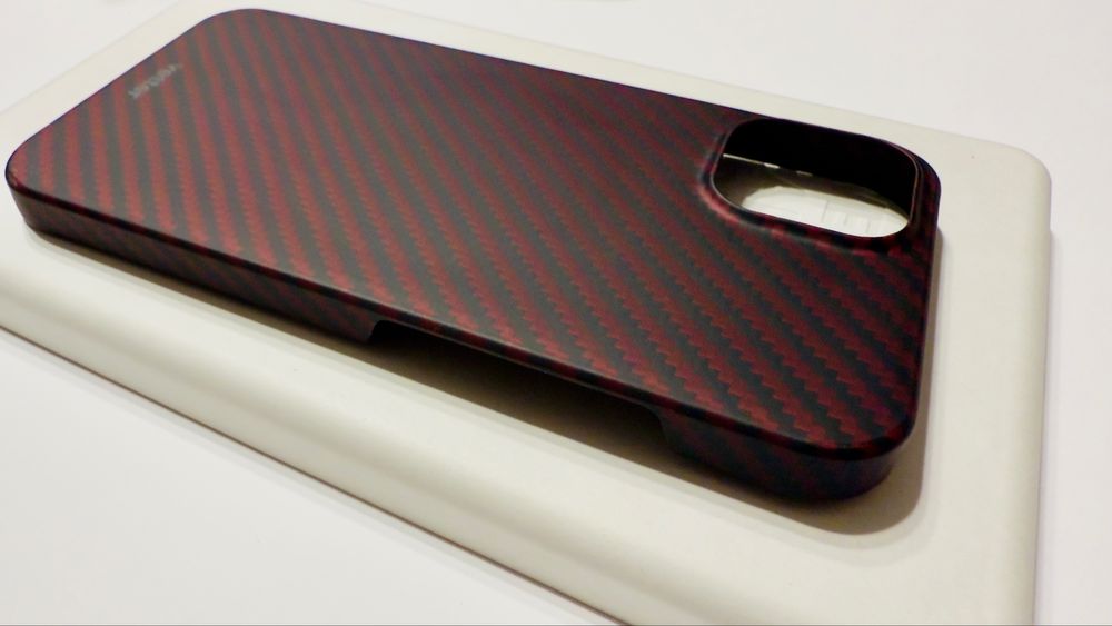 Vand husă din fibra de carbon si aramid penteu Iphone 14