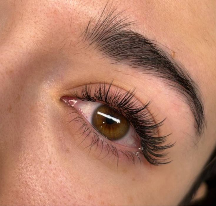 Наращивание ресниц выезд на дом