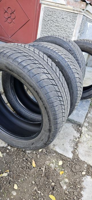 Vând Anvelope iarna Bridgestone R19!