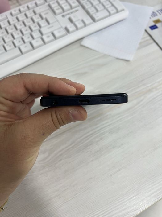 Infinix hot 30i ideal xolatda