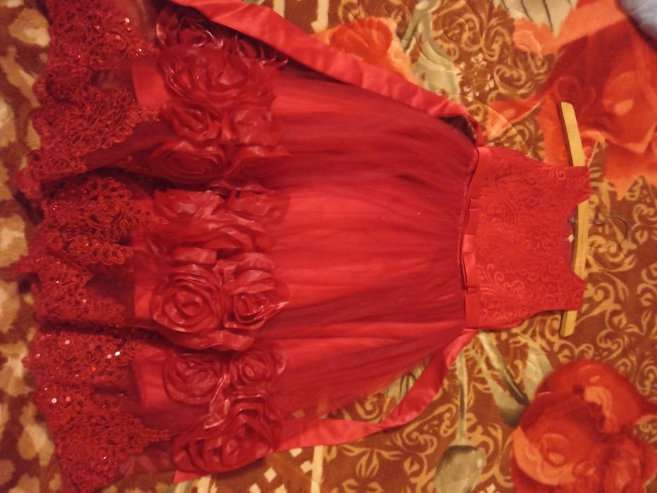 Rochițe fetițe, ghiozdane