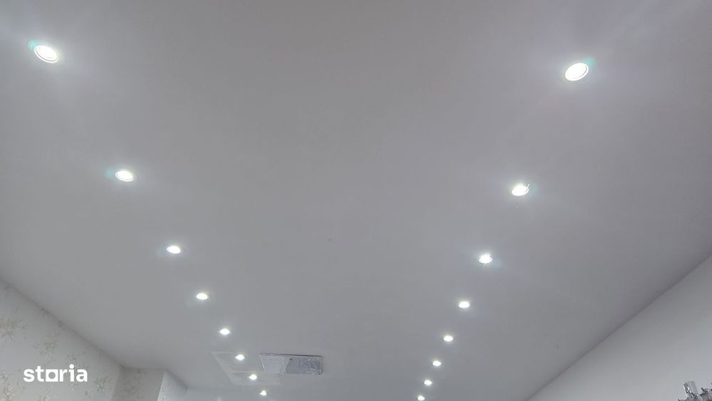 Vand spatiu comercial in Deva, zona 1 Decembrie (Ultracentral), 46 mp