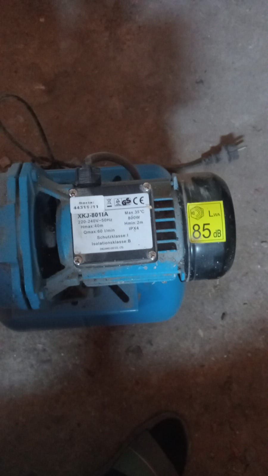 Hidrofor foarte puțin utilizat putere 800 w preț 600 lei negociabil