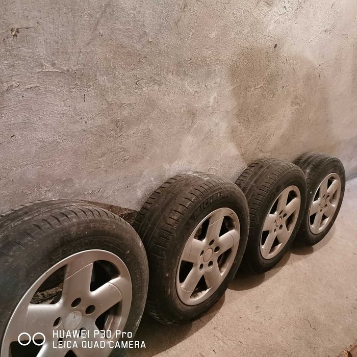 Лети джанти Cromodora с гуми 15-ки, 7J,ET35,5x112/ц.о.57,1 за  Audi,Vw