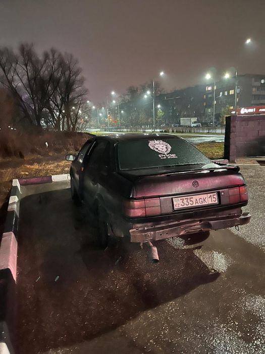 Продам пассат б3 инжектор 1.8