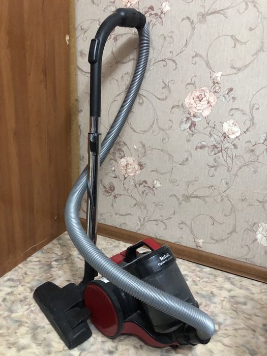 продаётся пылесос 15000