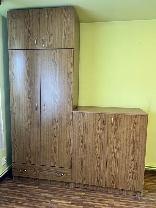 Vand dulap compus din trei piese