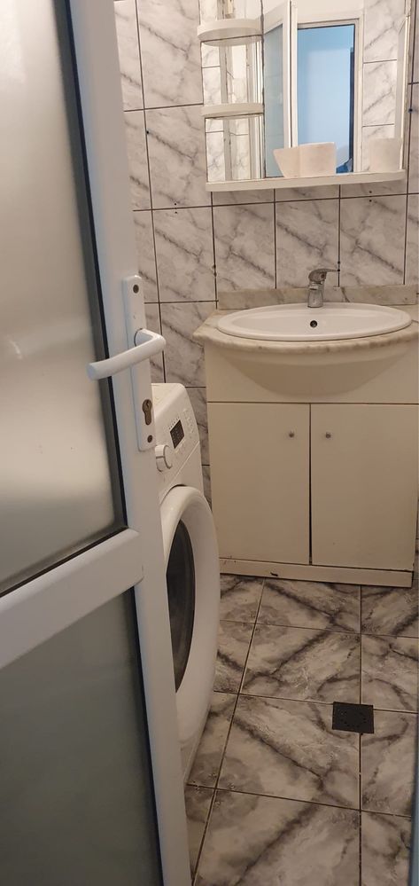 Inchiriere apartament 3 camere Constructorilor langa metrou