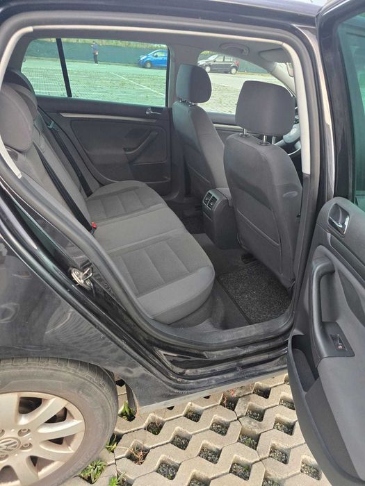 Volkswagen Golf 5 1.6 Benzina