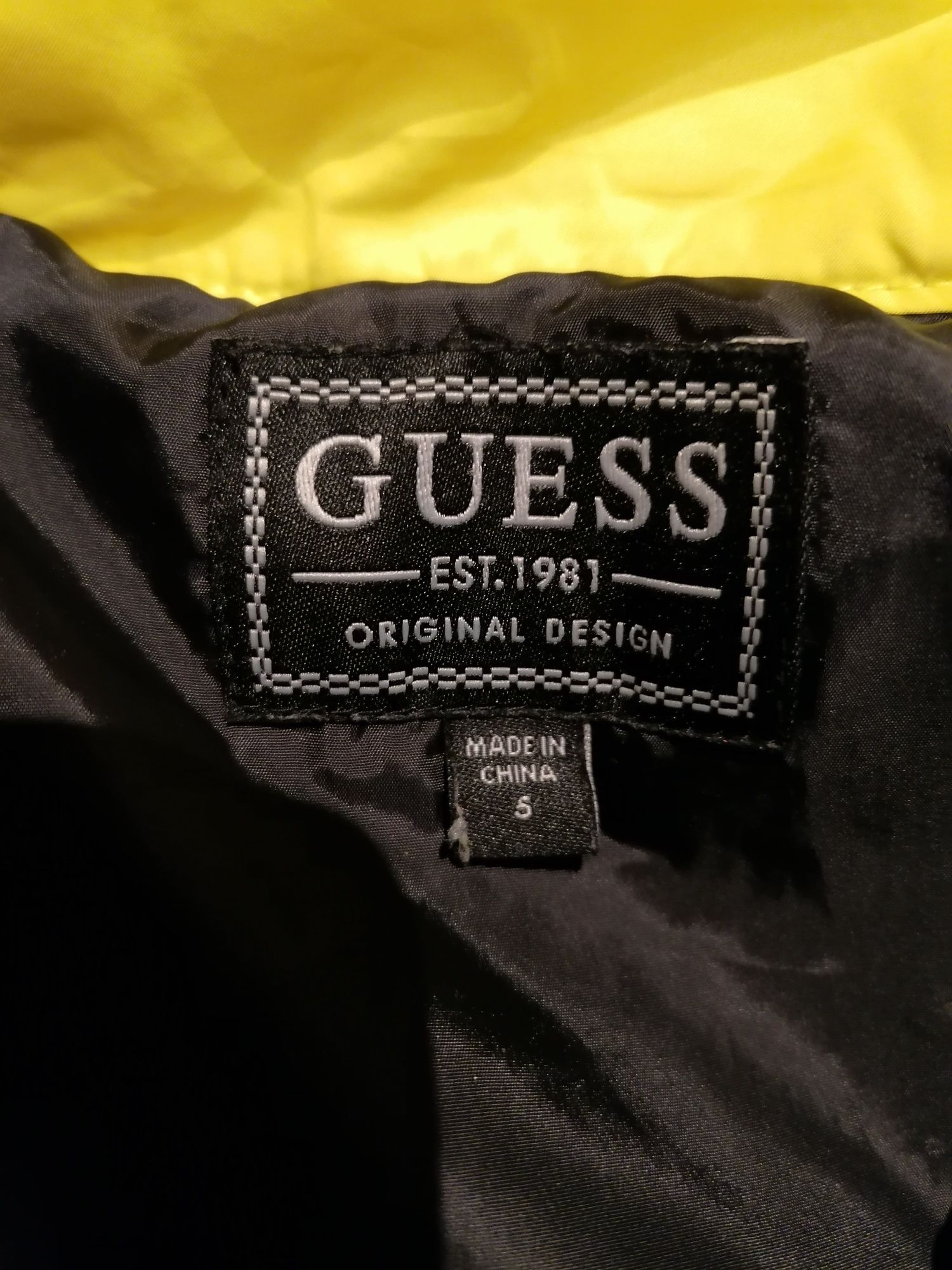 Пролетно/есенно Якенце Guess