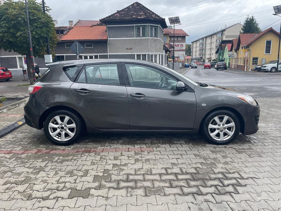De vânzare Mazda 3 1.6 BL