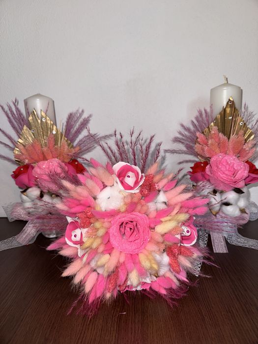 Set lumanari de nunta .Buchet de mireasa +nase+cocarda naș si mire .