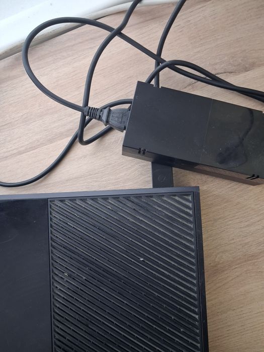 Xbox one 500 gb + fc 25