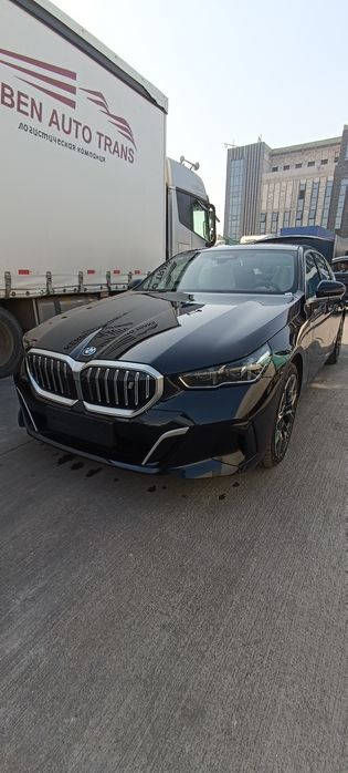 BMW I5  50 L янги 2025