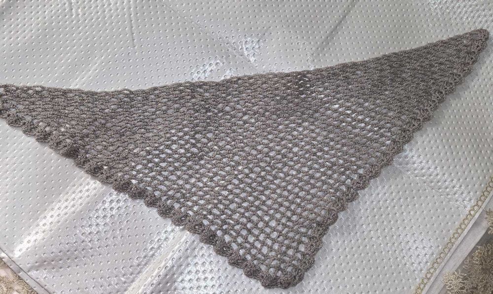 қолдан тоқылған косынкалар