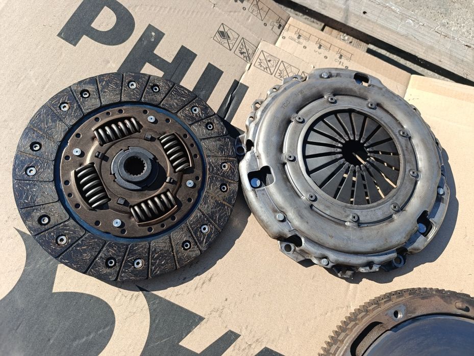 Комплект съединител 2.0 хди Пежо / Peugeot 2.0hdi