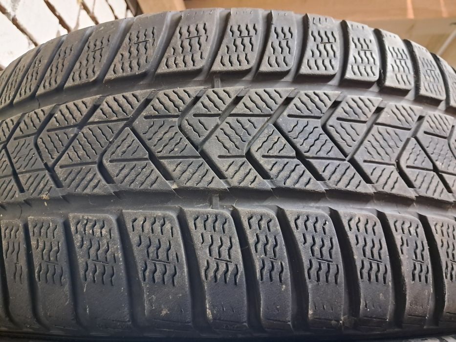 Anvelope second iarna 235 45 R18 Pirelli 2021/2023