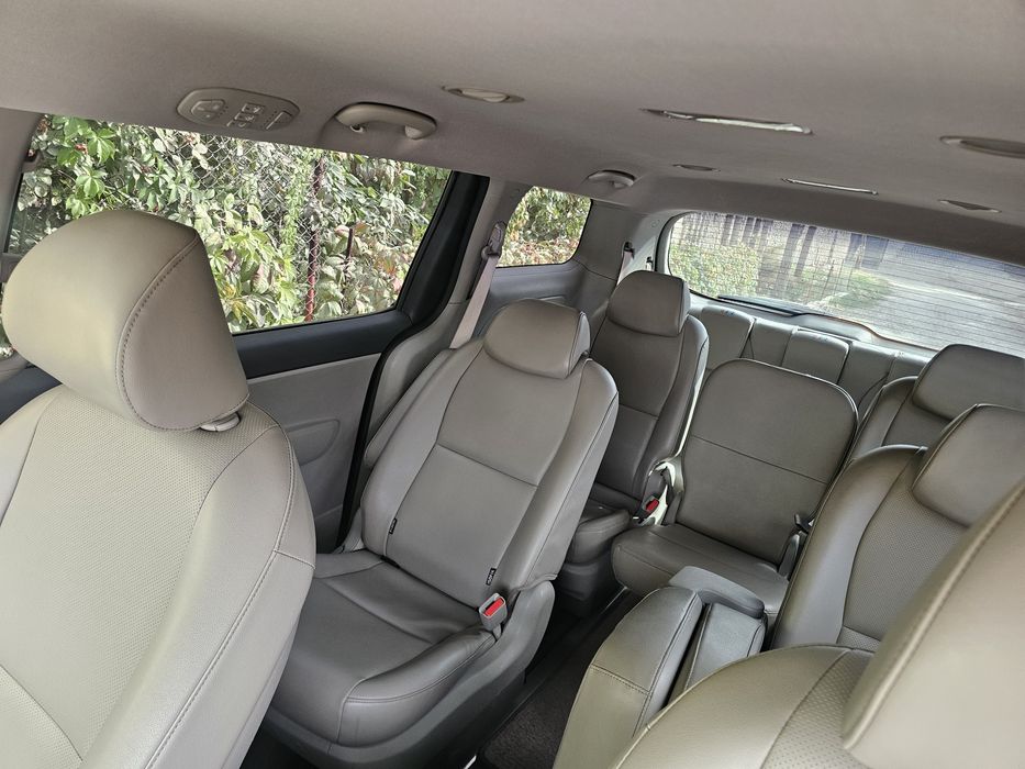 Kia carnival 2017 2.2 dizel 11 mesto