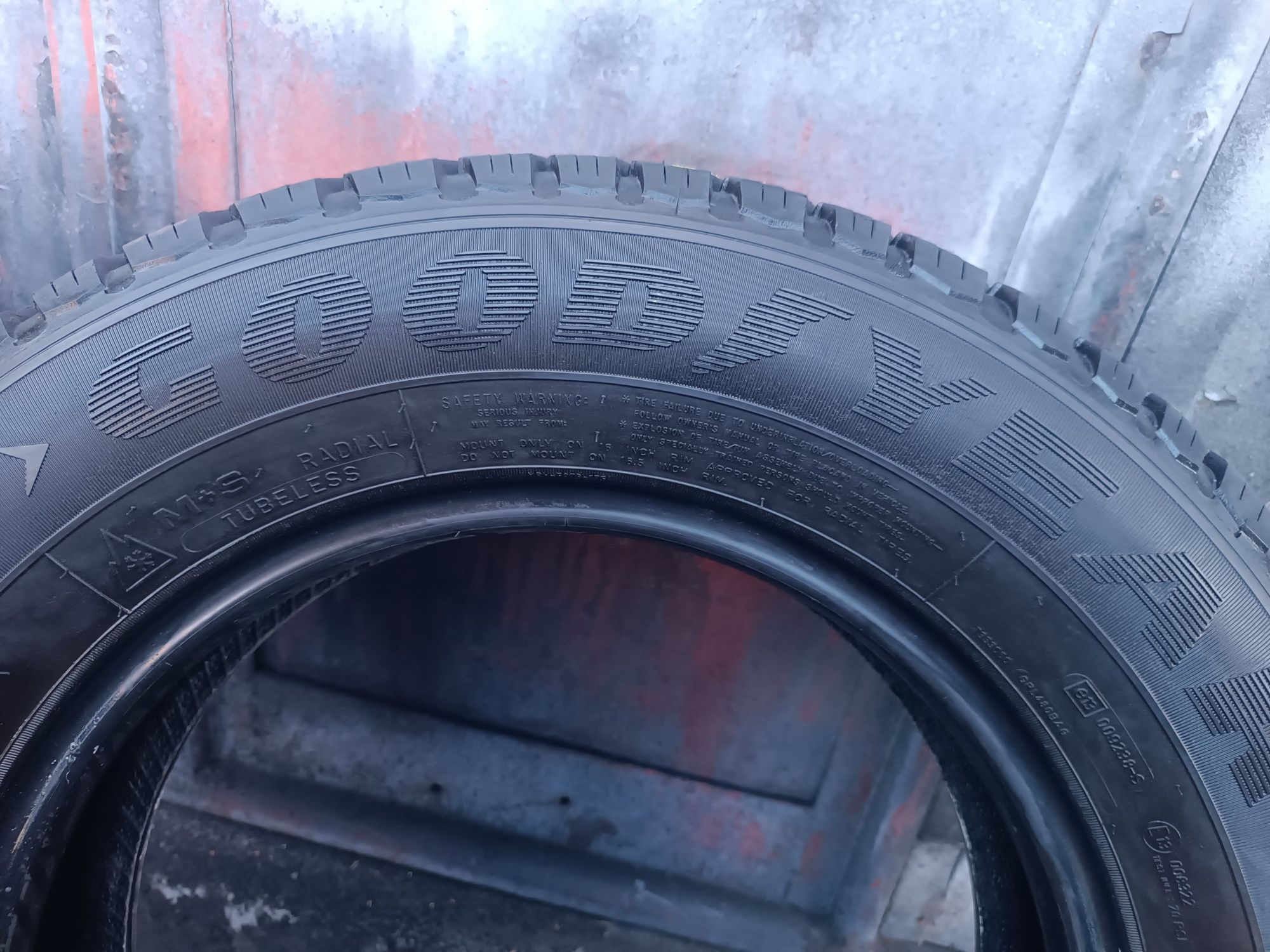 195/75/16 С  Goodyear