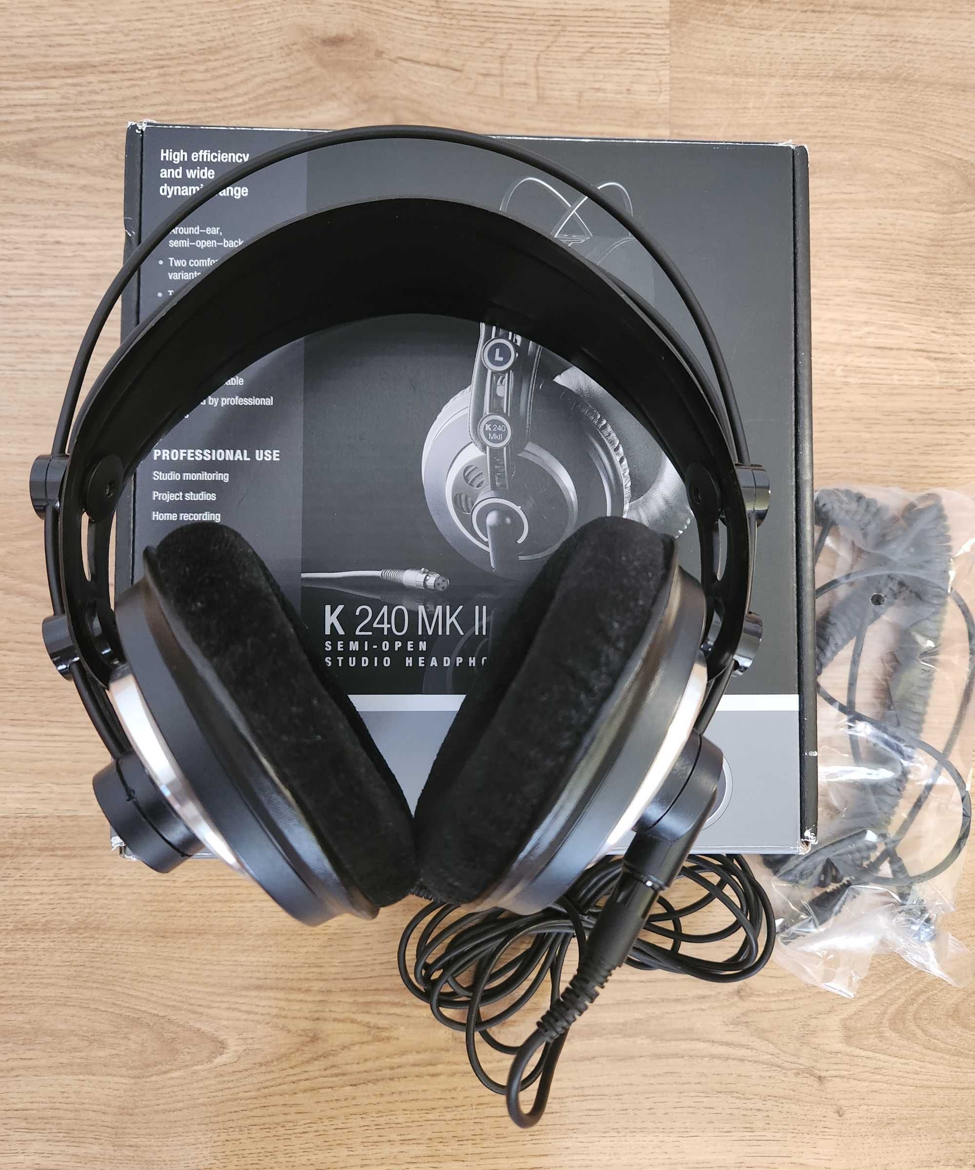 Слушалки  AKG K 240 MKII