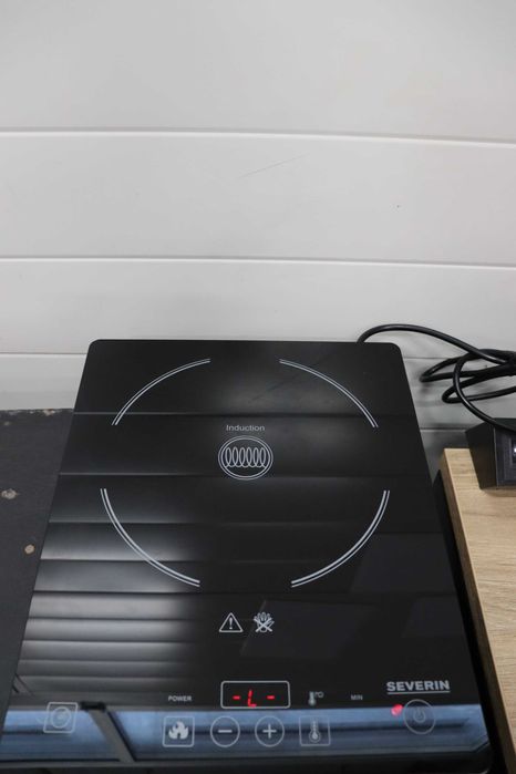 SEVERIN KP1071 Индукционен котлон, Висококачествен котлон, 2000W