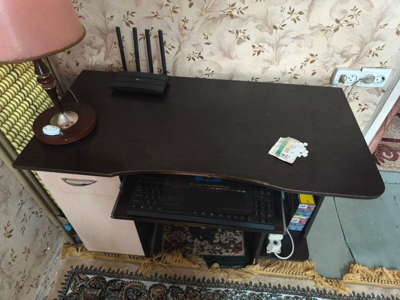 Компьютерный стол