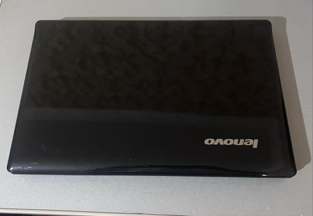 Lenovo G570  Ишончли ноутбук сотилади срочнога