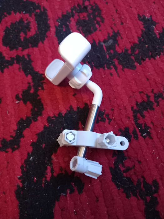 Suport de telefon pentru oglinda retrovizoare de la masina