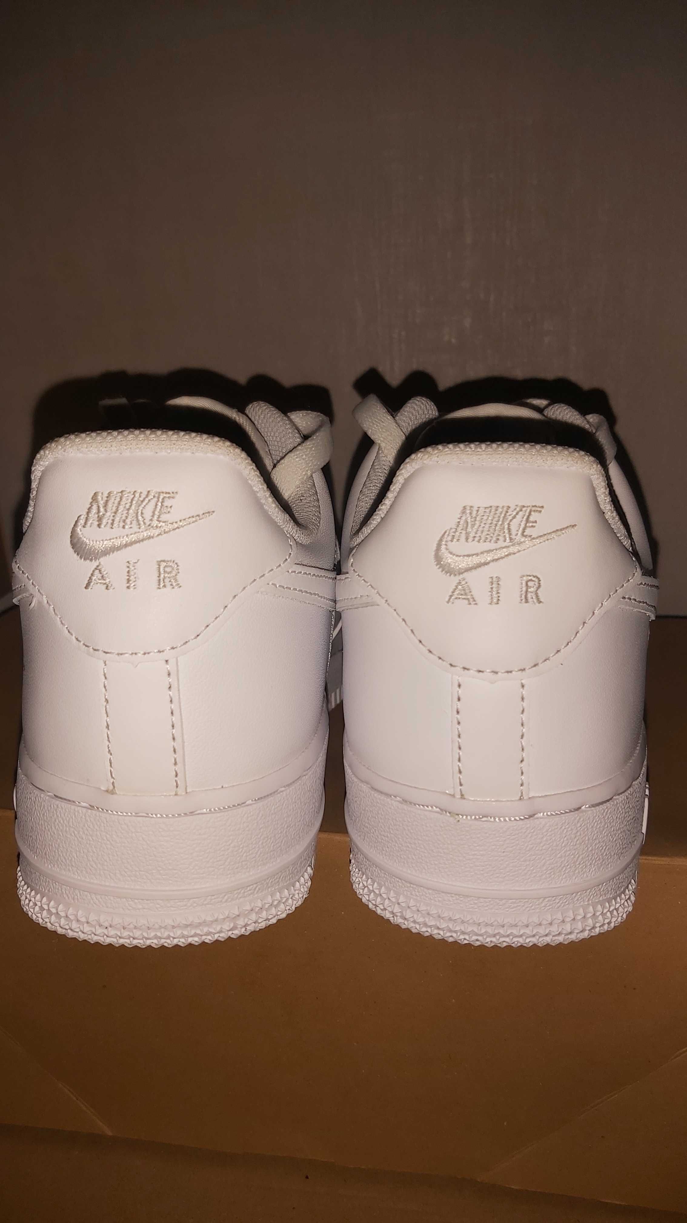 Nike Air Force 1 Low '07 - Номер 40.5