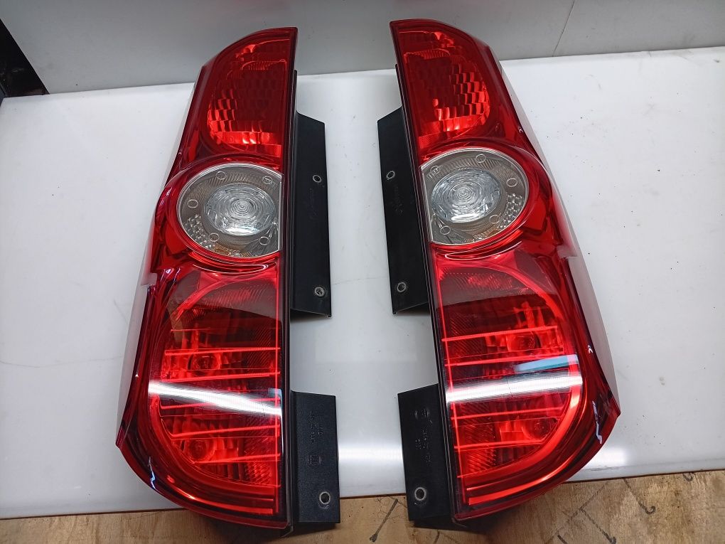 Стоп ляв десен Fiat Doblo Opel Combo Фиат Добло Комбо